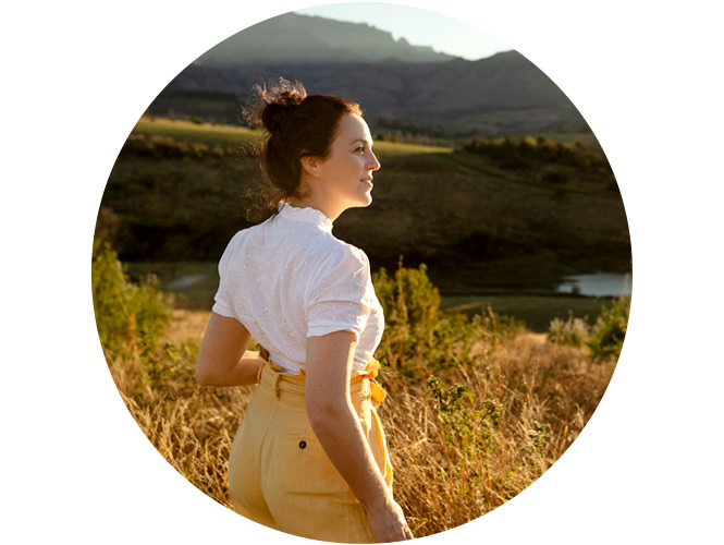 Niki M Photography is a Durban-based photographer working predominantly in the Drakensberg photographing weddings, elopements and portraits.