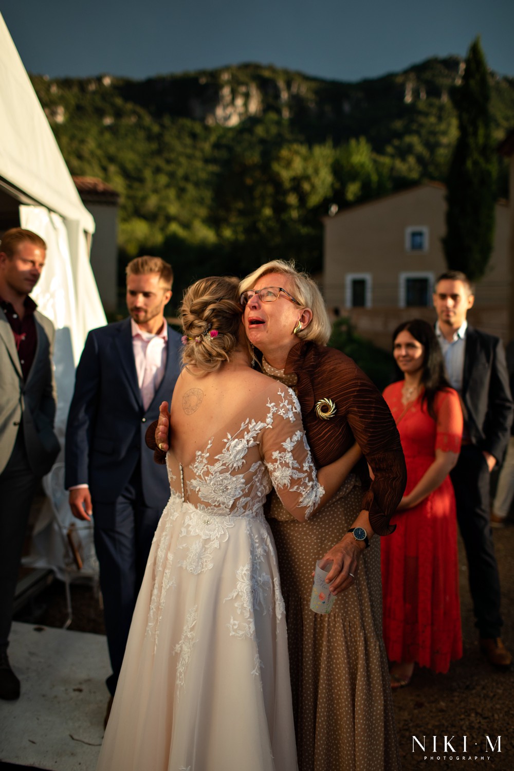 Destination wedding in Provence
